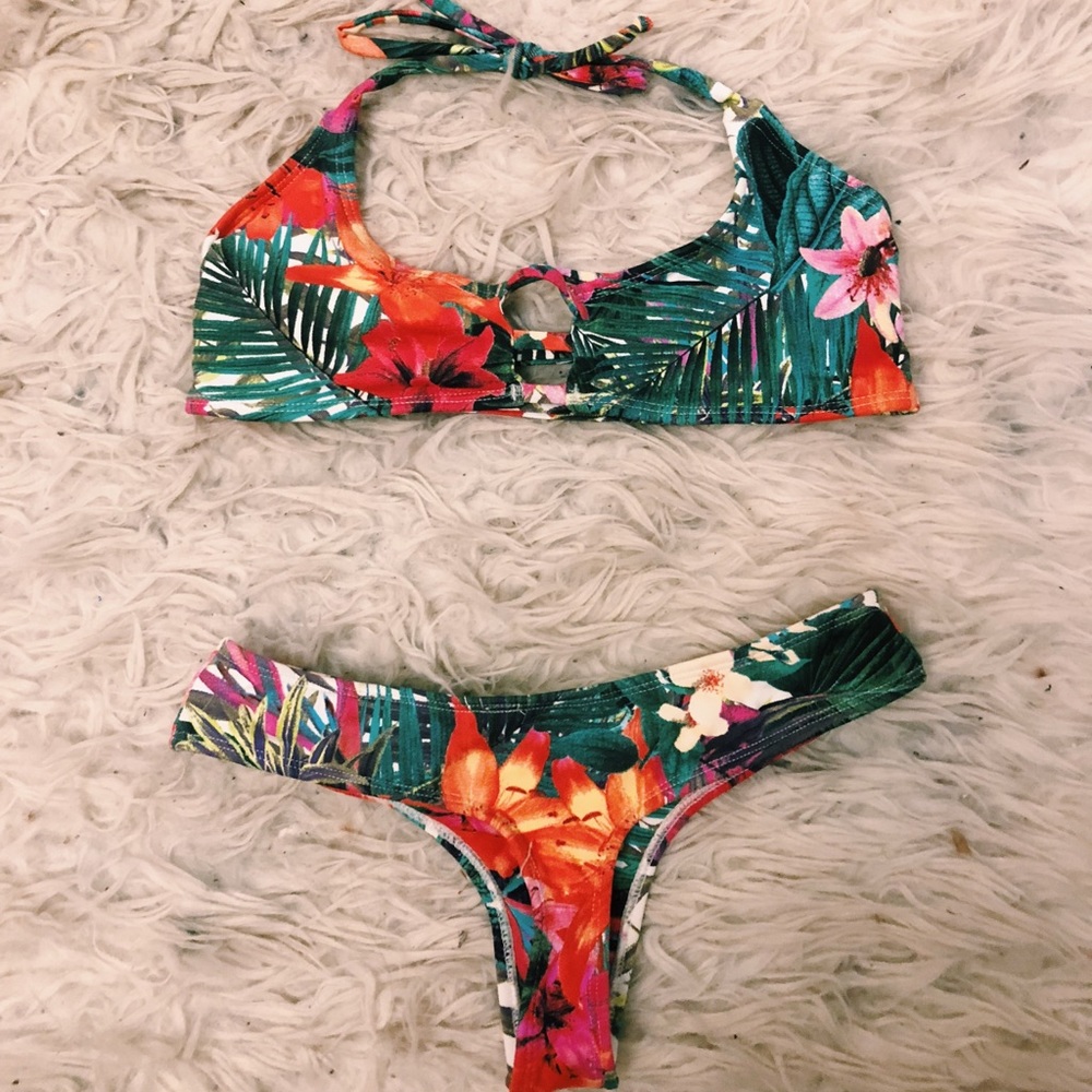 Midori Bikini